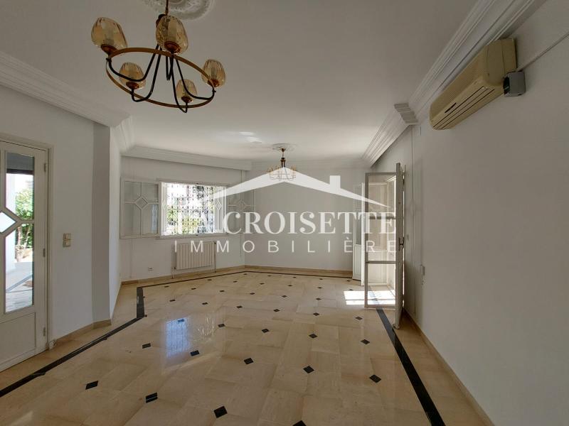 Villa S+4 aux Berges du Lac 1